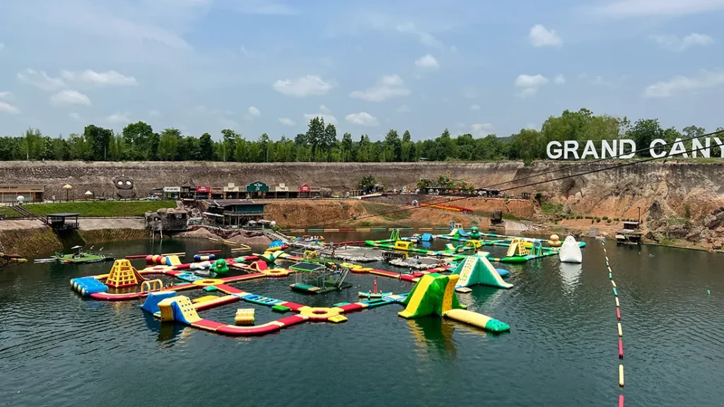View of the water park activities at Grand Canyon Chiang Mai.